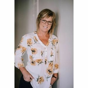 Meet your Posher, Nancy